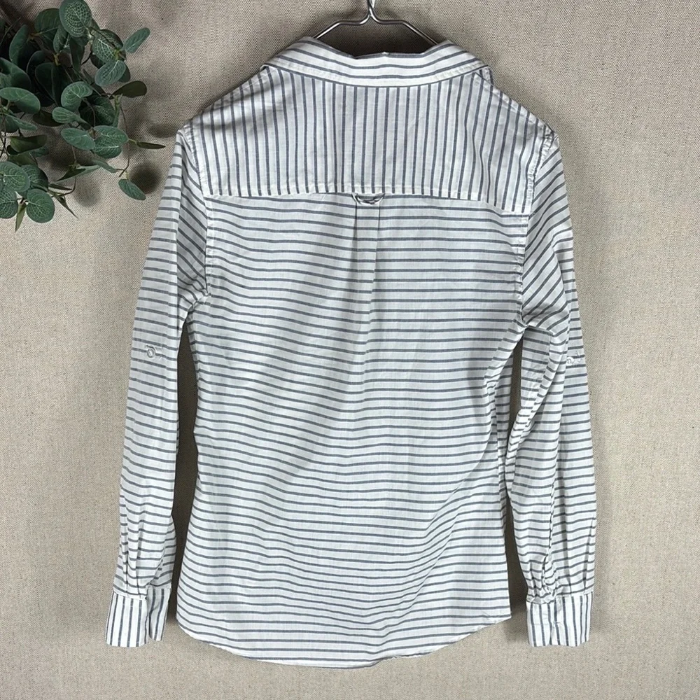 Harper > Striped Quarter Button Down Blouse Small - Picture 9 of 9